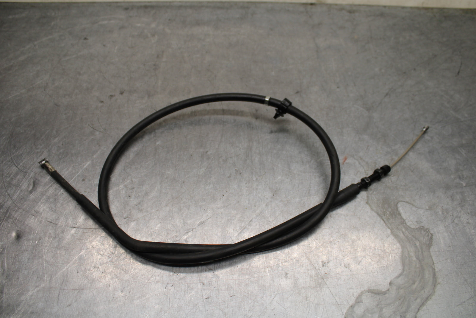 04-05 YAMAHA YZF R1 CLUTCH CABLE LINE BB131