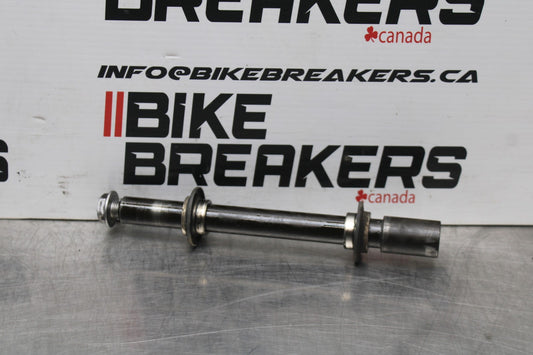 05 YAMAHA YZF R6 FRONT WHEEL RIM AXLE PIVOT BOLT BB858