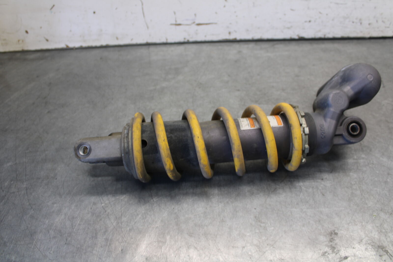 04 SUZUKI GSXR600 REAR BACK SHOCK ABSORBER SUSPENSION 62100-29G10-163  BB676