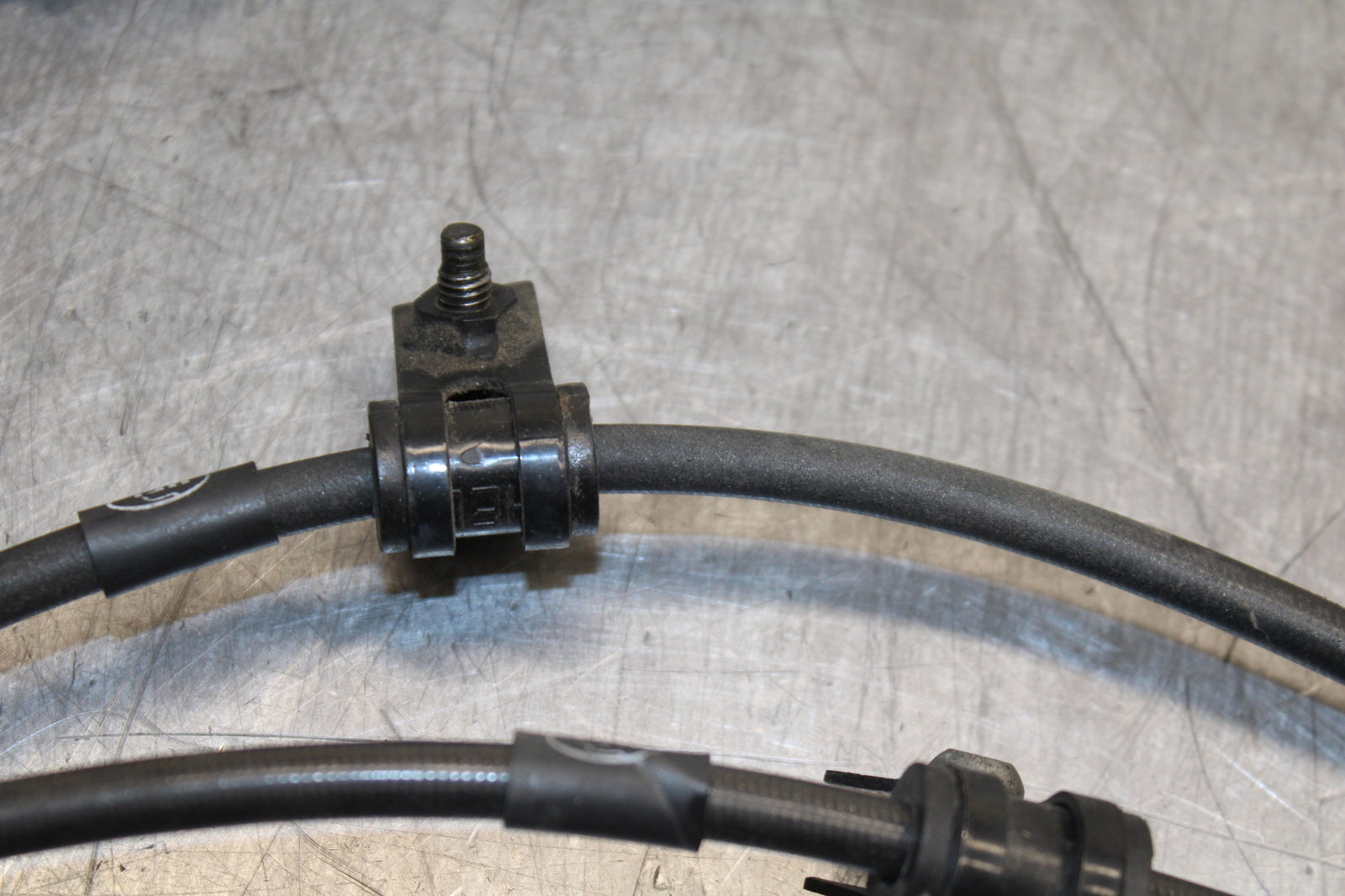 03-05 YAMAHA YZF R6 HEL FRONT & REAR BRAKE CALIPER HOSES LINES BB751