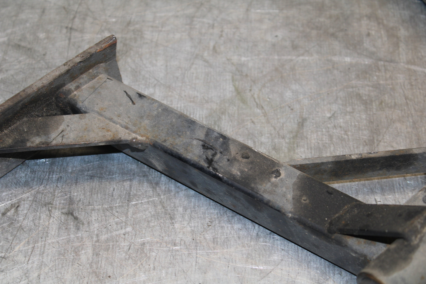 93-00 HONDA GOLDWING 1500 GL1500SE CENTER MAIN STAND BB700
