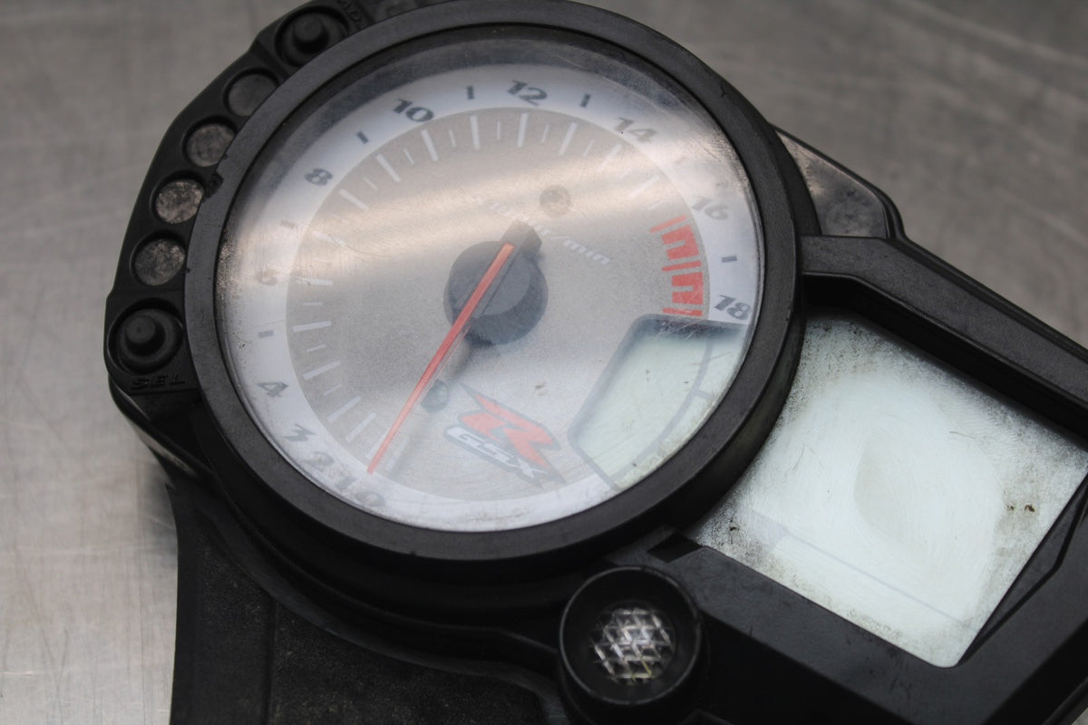 08-10 SUZUKI GSXR 600 SPEEDO GAUGES DISPLAY CLUSTER SPEEDOMETER TACHOMETER BB803