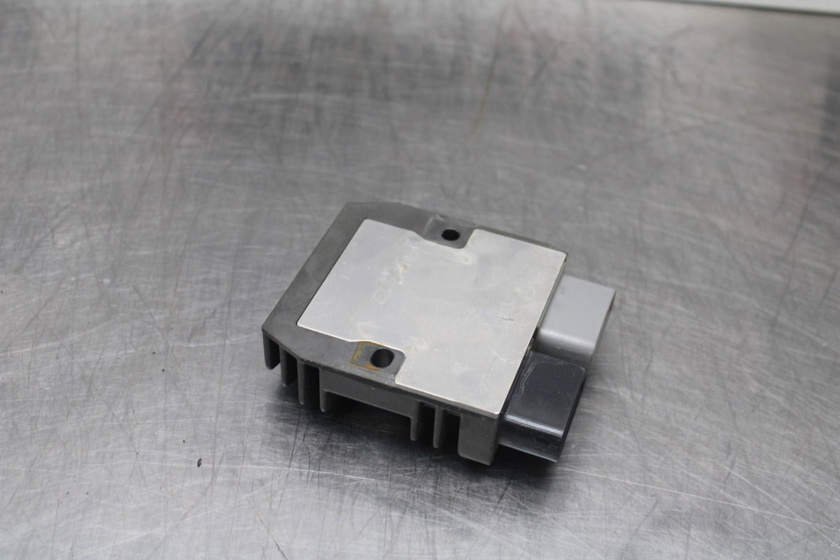 13 YAMAHA YZF R1 RECTIFIER VOLTAGE REGULATOR BB781