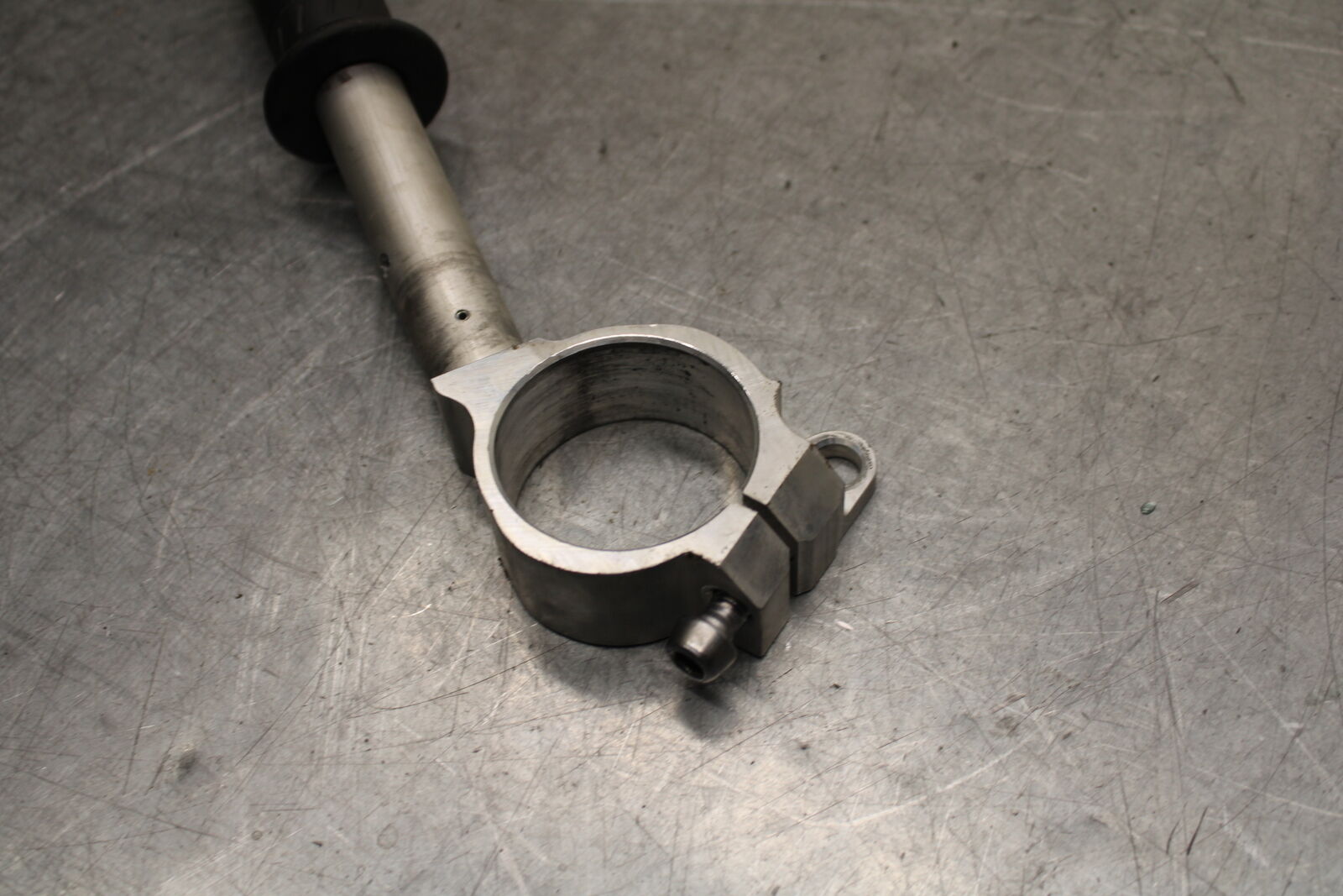 16 KAWASAKI NINJA ZX10R LEFT CLIP ON HANDLEBAR 46003-0657 BB650