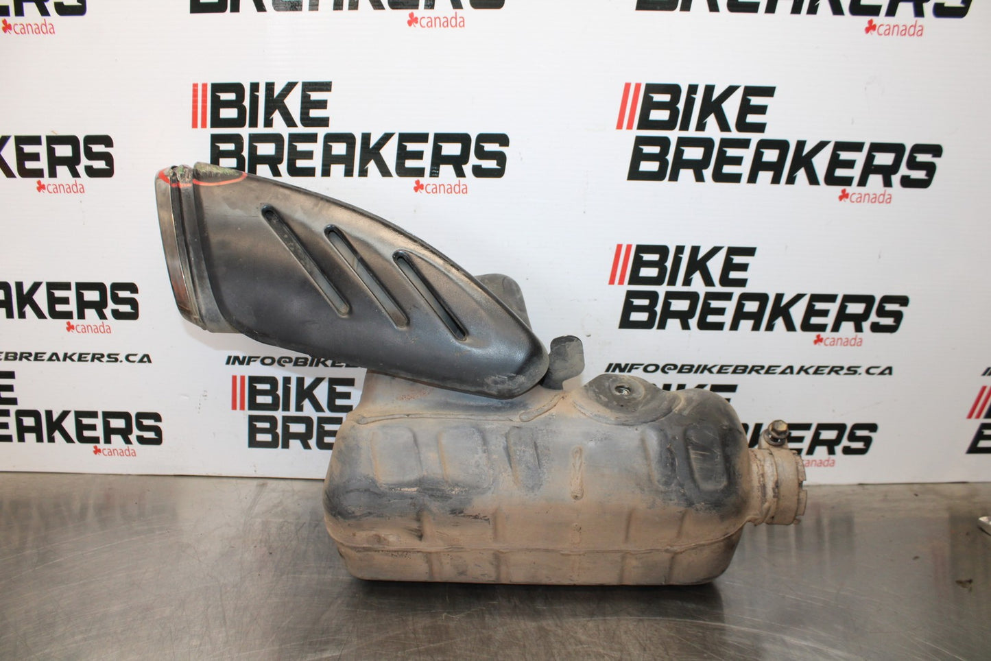 06-07 SUZUKI GSXR 600 EXHAUST PIPE MUFFLER SLIP ON CAN SILENCER BB178