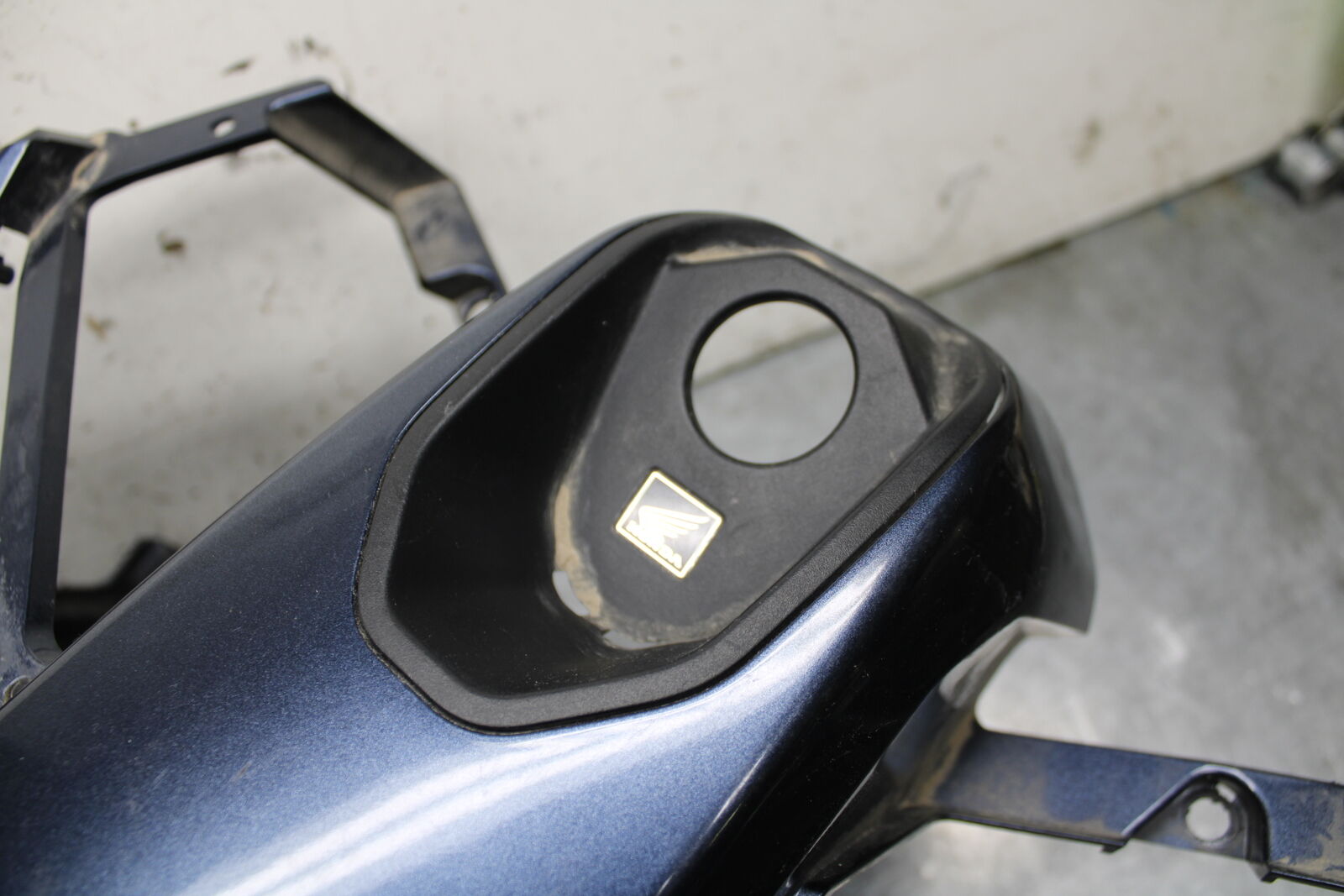 14 HONDA CTX1300A GAS TANK CAP COVER TRIM PANELCOWL FAIRING BB732