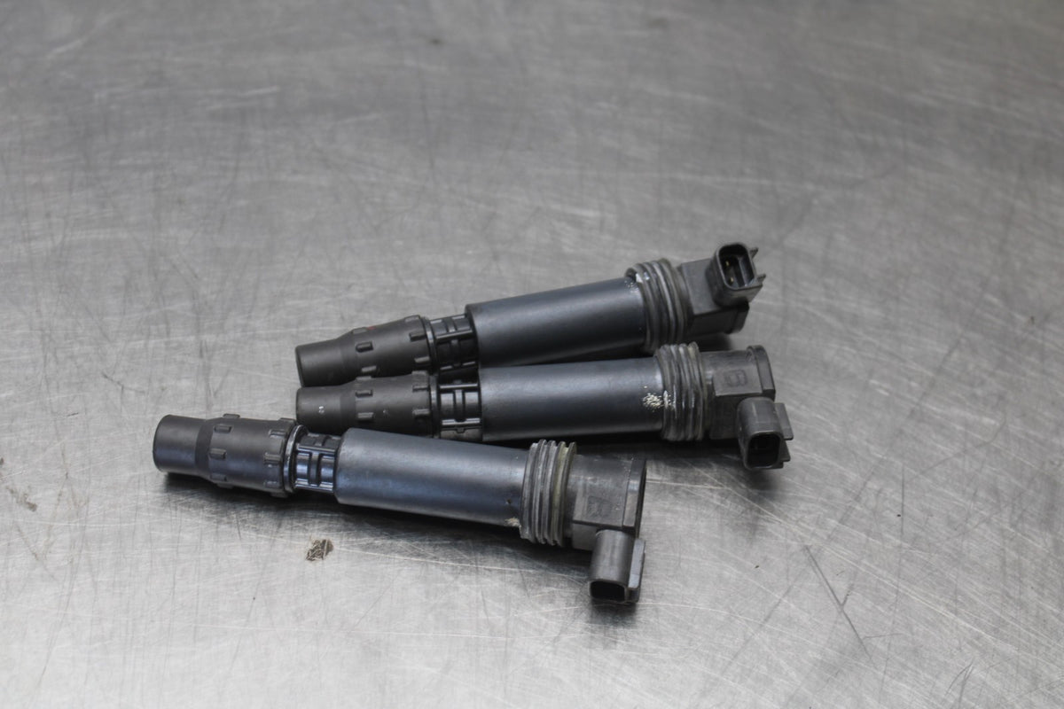 12 TRIUMPH STREET TRIPLE R IGNITION COILS COIL SPARK PLUG CAPS BB914