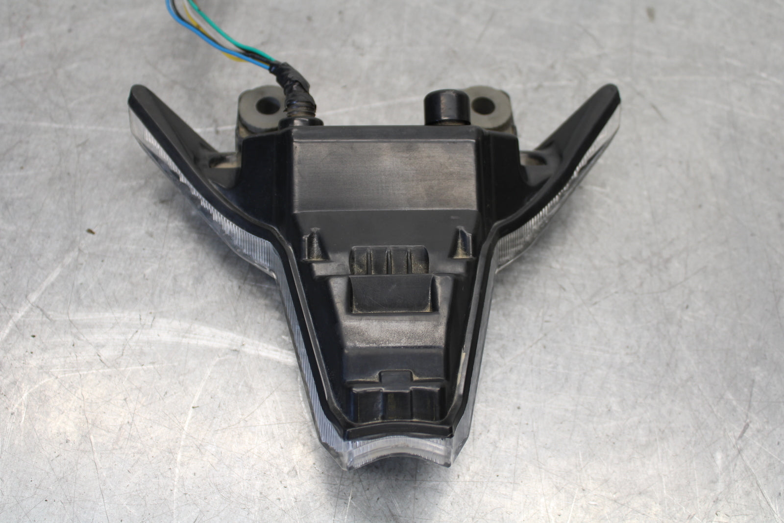 16 KAWASAKI NINJA ZX10R REAR TAIL TAILLIGHT BACK BRAKE LIGHT 23025-0332  BB650