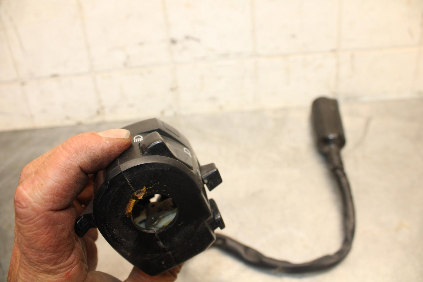 2015 Kawasaki Ninja 300 EX300B ABS LEFT CLIP ON HANDLE HORN SIGNALS SWITCH BB518