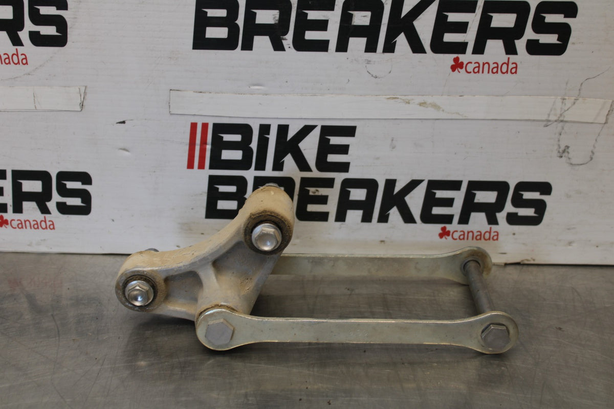 24 KAWASAKI NINJA ZX6R ZX636 ABS 40TH ANNIVERSARY REAR DOGBONE SHOCK LINK BB911