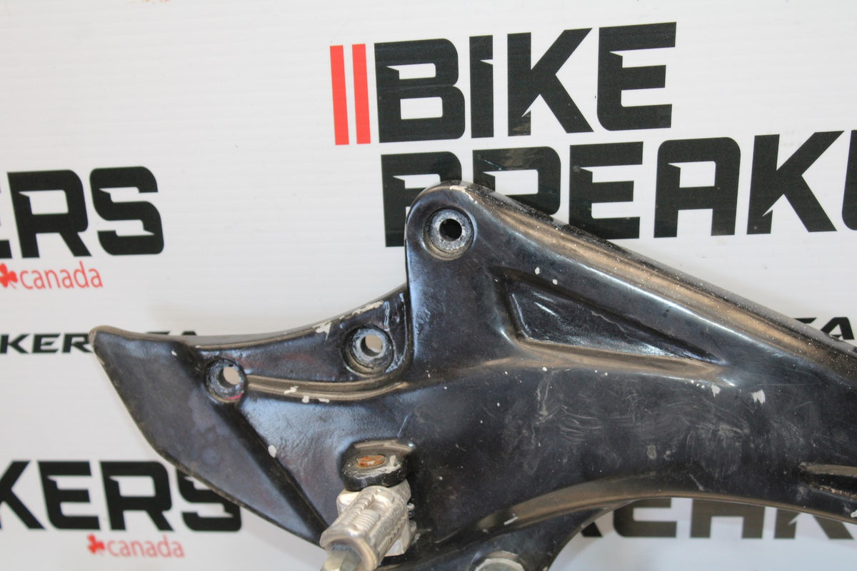 10 SUZUKI SV650 LEFT REARSET REAR SET DRIVER FOOT PEG REST STOP BB181