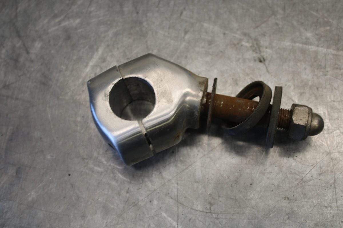 05-06 YAMAHA ROYAL STAR HANDLEBAR RISERS BB697