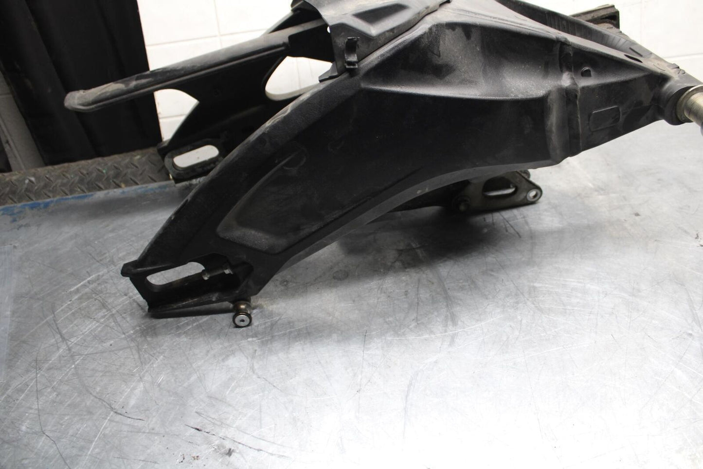 11-21 SUZUKI GSXR750 REAR SWINGARM BACK SUSPENSION SWING ARM BB474