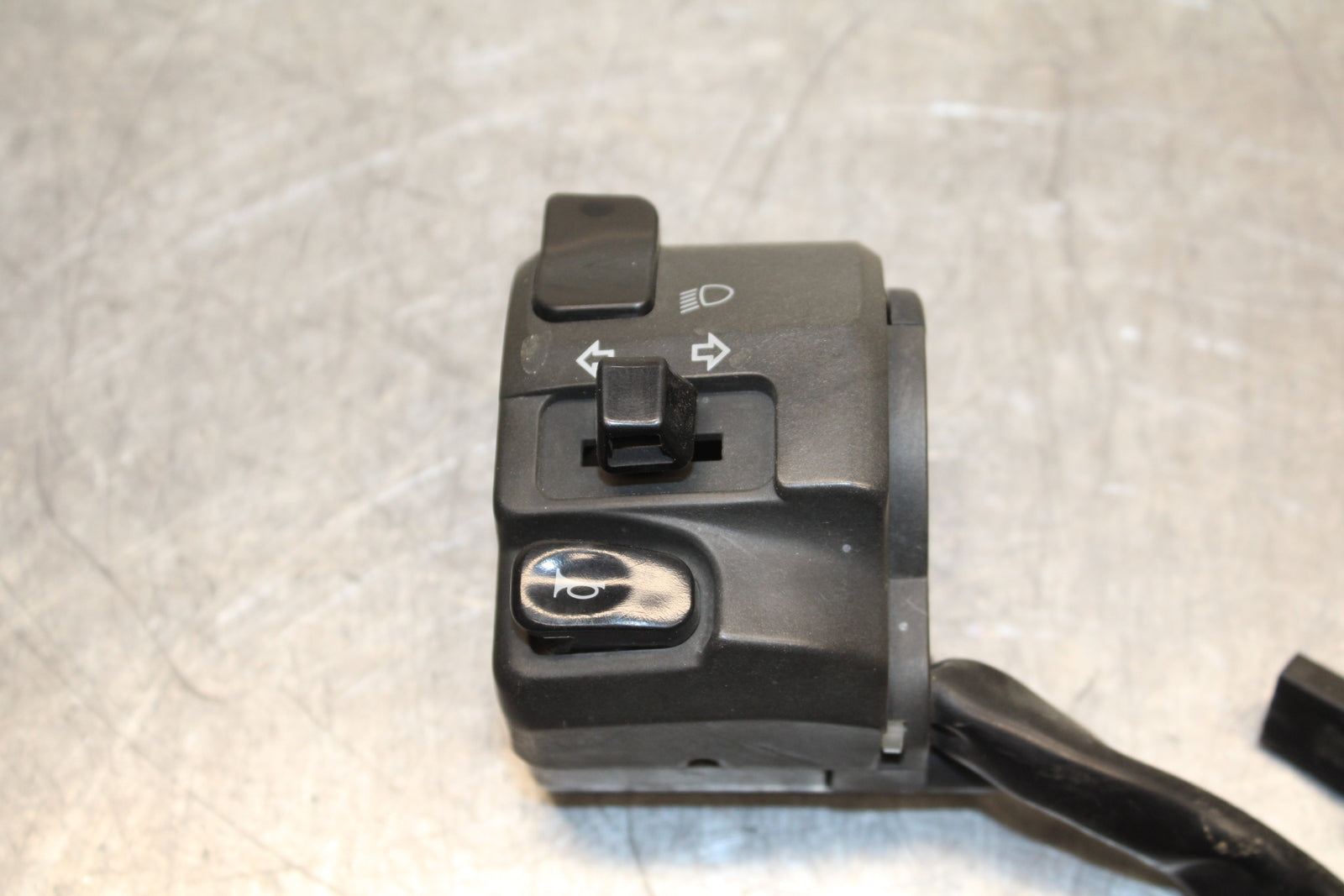 12-13 KAWASAKI Z1000 LEFT CLIP ON HANDLE HORN SIGNALS SWITCH SWITCHES BB743