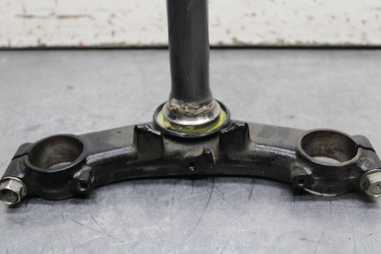 15-16 HONDA CB300F FRONT FORKS CLAMP LOWER TRIPLE TREE STEM BB740