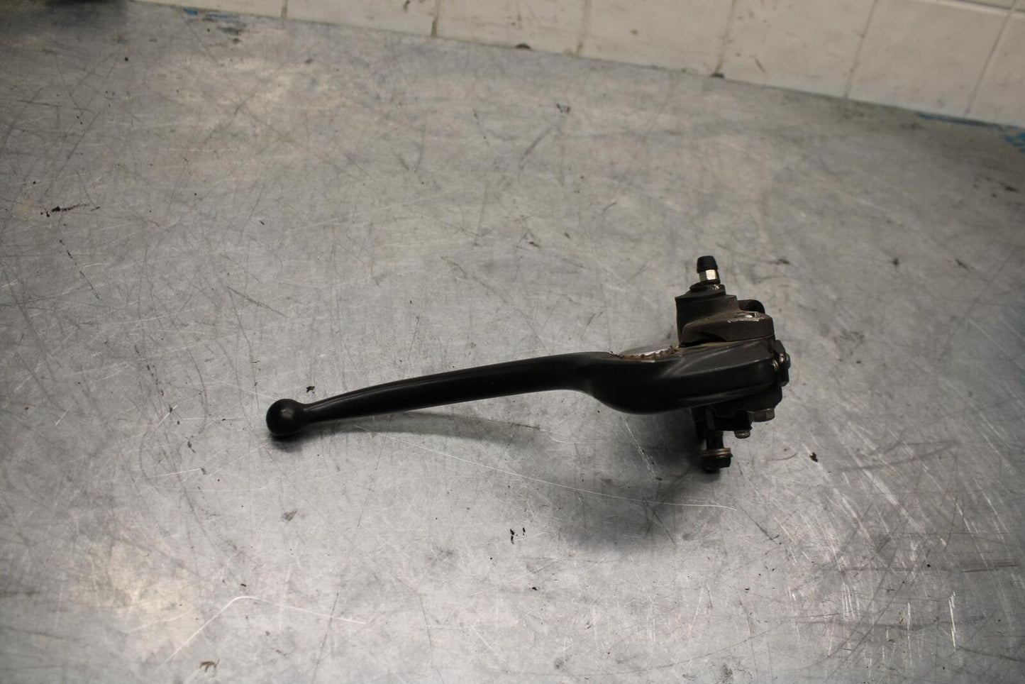 11-15 KAWASAKI ZX1000R FRONT BRAKE MASTER CYLINDER w/ LEVER BB445