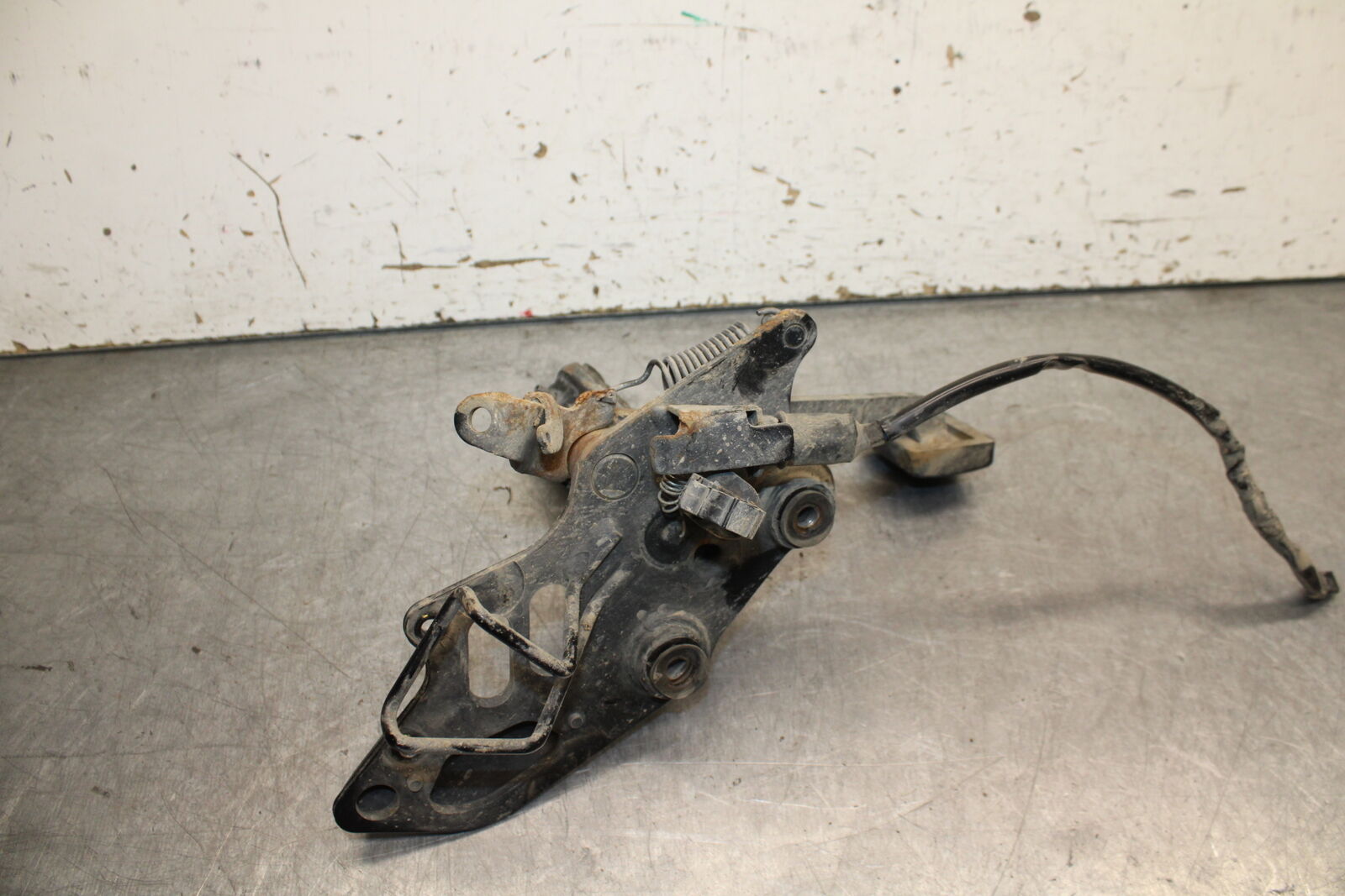 16-17 KAWASAKI VULCAN S 650 EN650 ABS RIGHT FRONT FOOT REST PEG STEP BB731