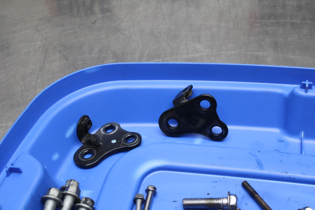 24 KAWASAKI NINJA 500 ABS ENGINE MOUNTING BOLTS HARDWARE MOTOR SCREWS BB818