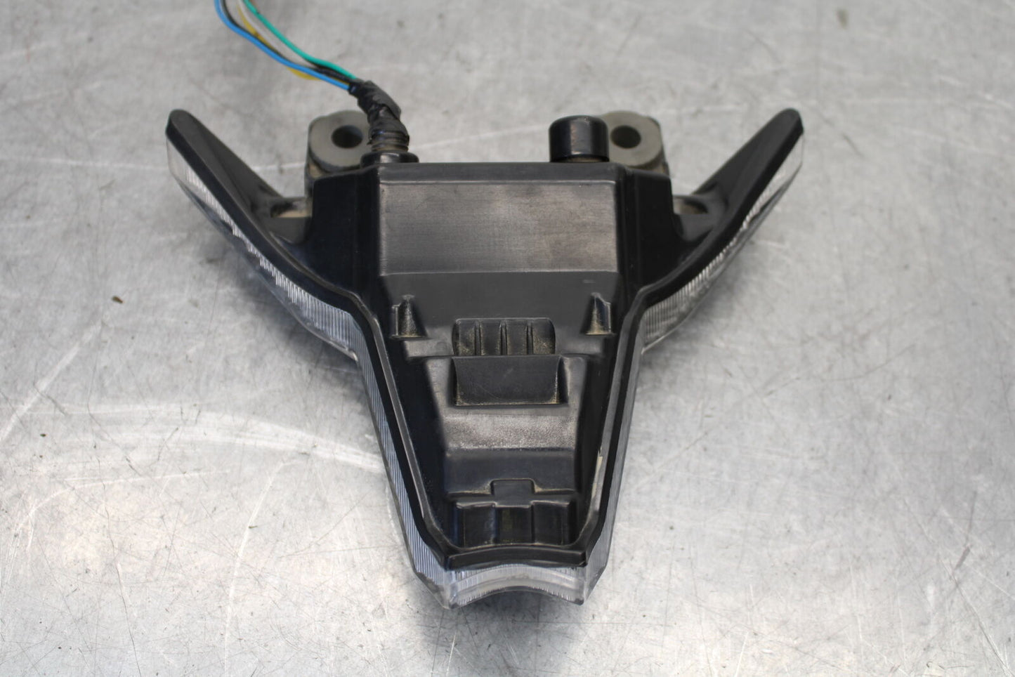 16 KAWASAKI NINJA ZX10R REAR TAIL TAILLIGHT BACK BRAKE LIGHT 23025-0332  BB650