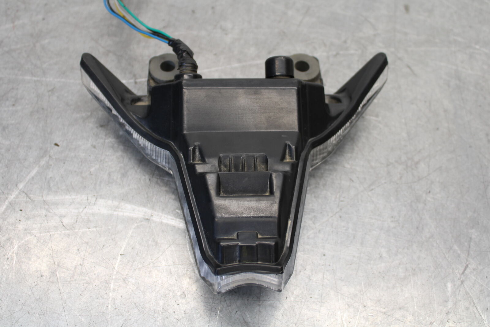 16 KAWASAKI NINJA ZX10R REAR TAIL TAILLIGHT BACK BRAKE LIGHT 23025-0332  BB650