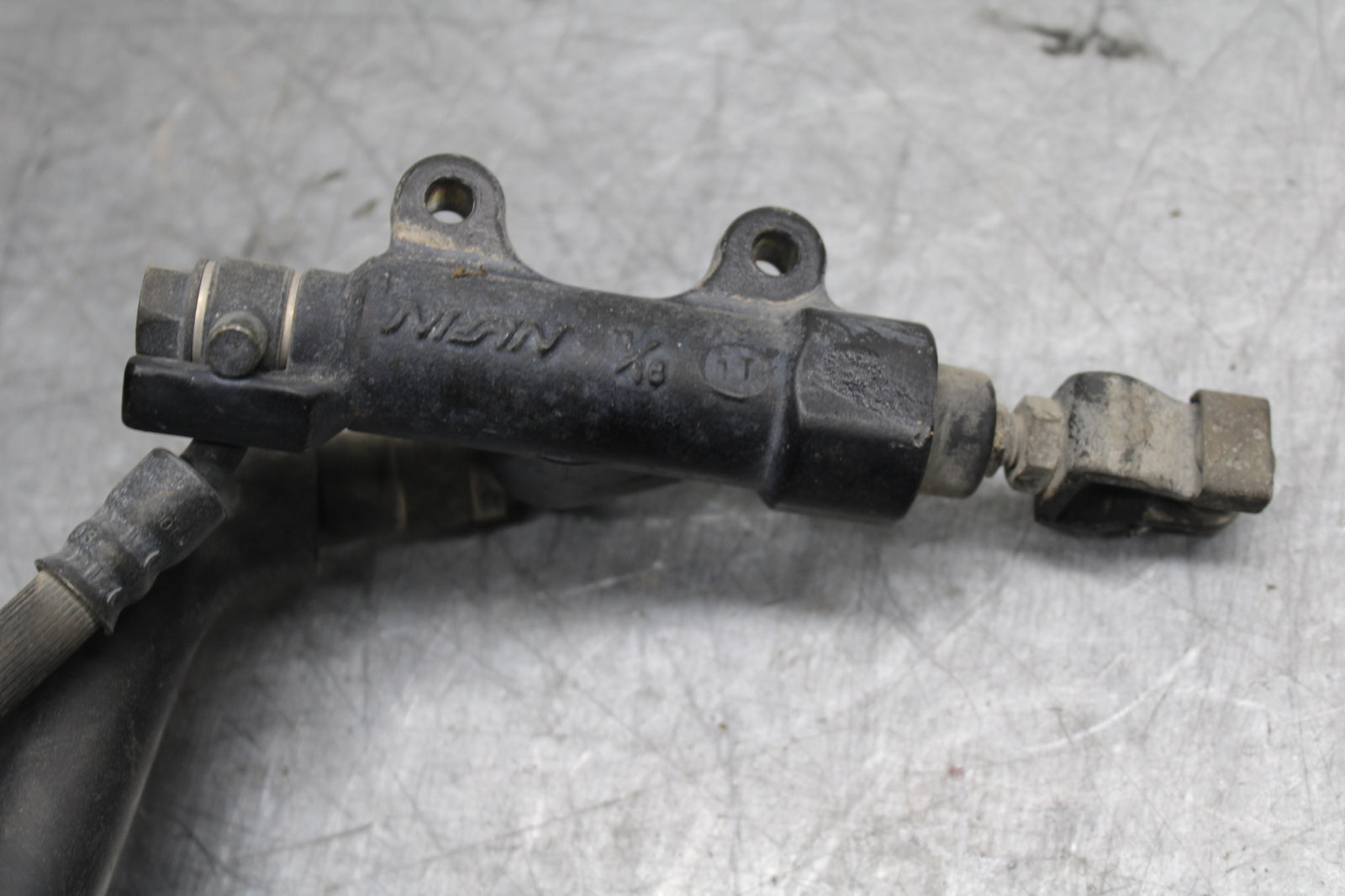 02-04 HONDA VTX1800S REAR BACK BRAKE MASTER CYLINDER W RESERVOIR BB712