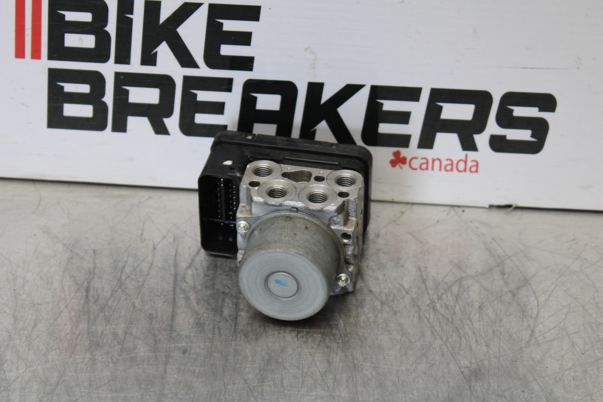 24-25 KAWASAKI NINJA ZX4R ABS PUMP UNIT MODULE BB174