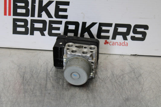 24-25 KAWASAKI NINJA ZX4R ABS PUMP UNIT MODULE BB174