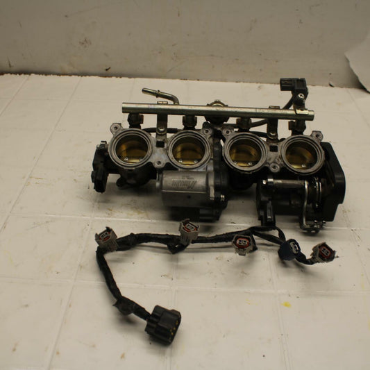 08-16 YAMAHA YZF R6 MAIN FUEL INJECTORS / THROTTLE BODIES BB406