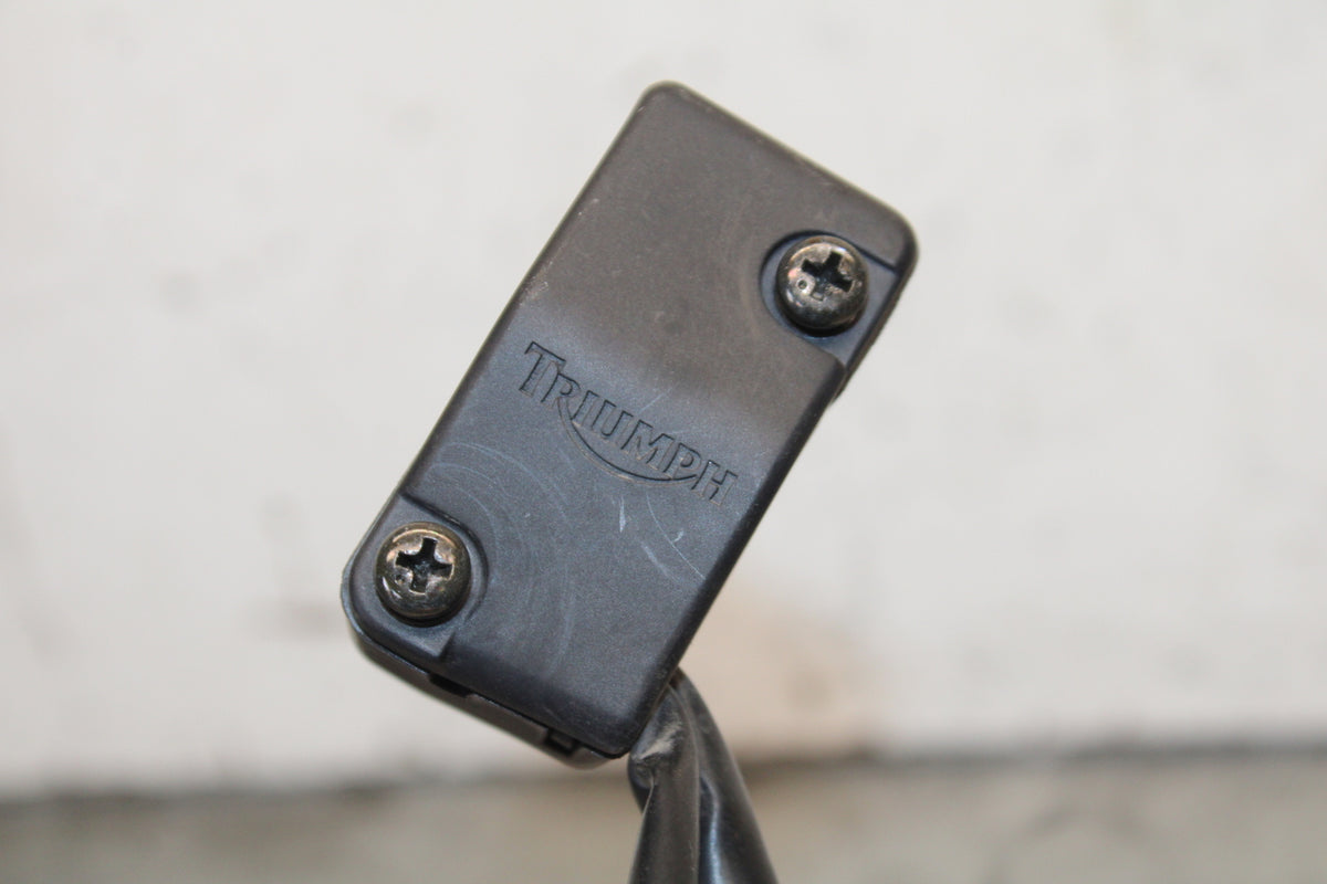 07-08 TRIUMPH DAYTONA 675 RIGHT CLIP ON HANDLE KILL OFF START SWITCHES BB685