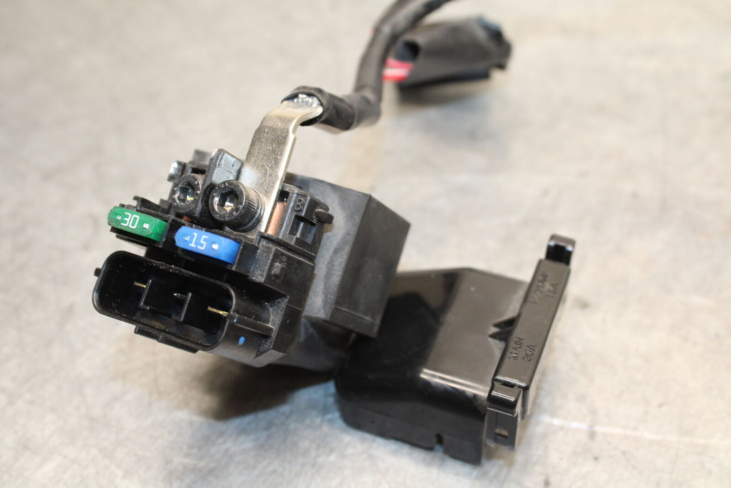 16 KAWASAKI NINJA ZX10R STARTER RELAY  27010-0773 BB650