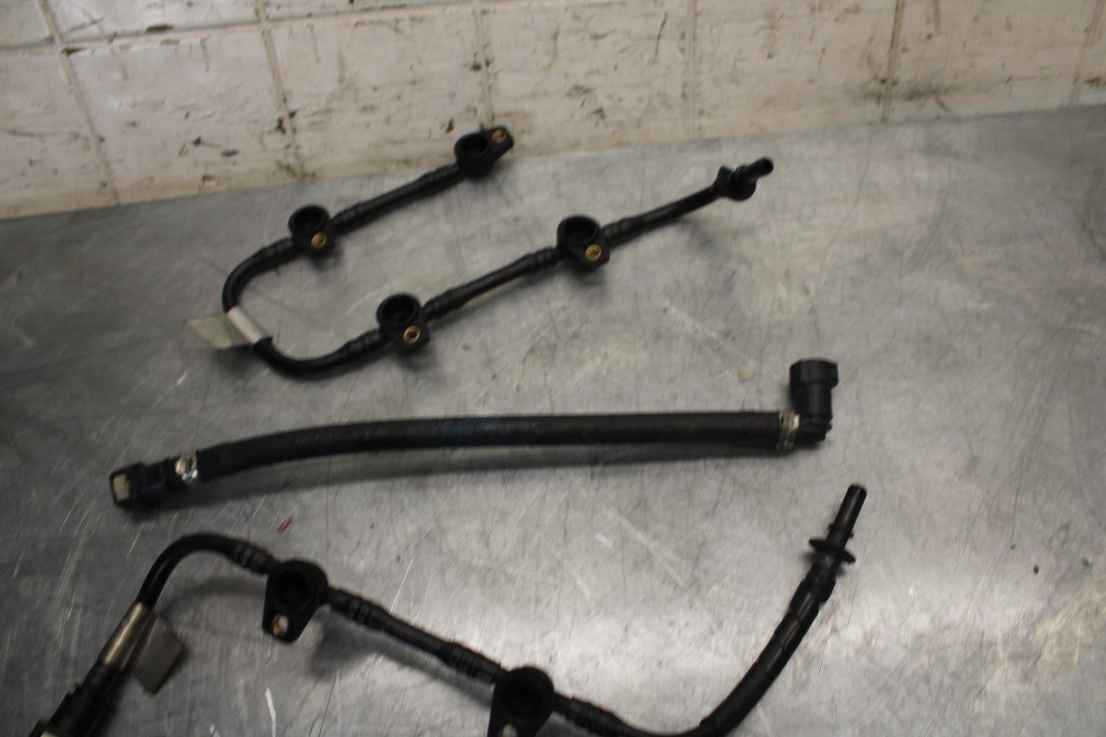 2010 Aprilia RSV1000R FUEL HOSE GAS LINE TUBE PIPE BB513