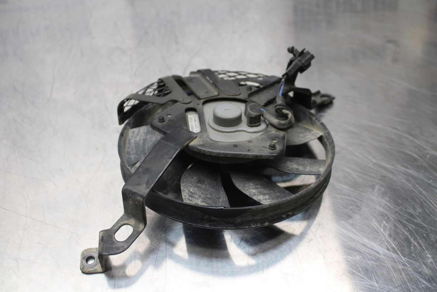 11 SUZUKI GSXR1000 ENGINE RADIATOR COOLING FAN BB142