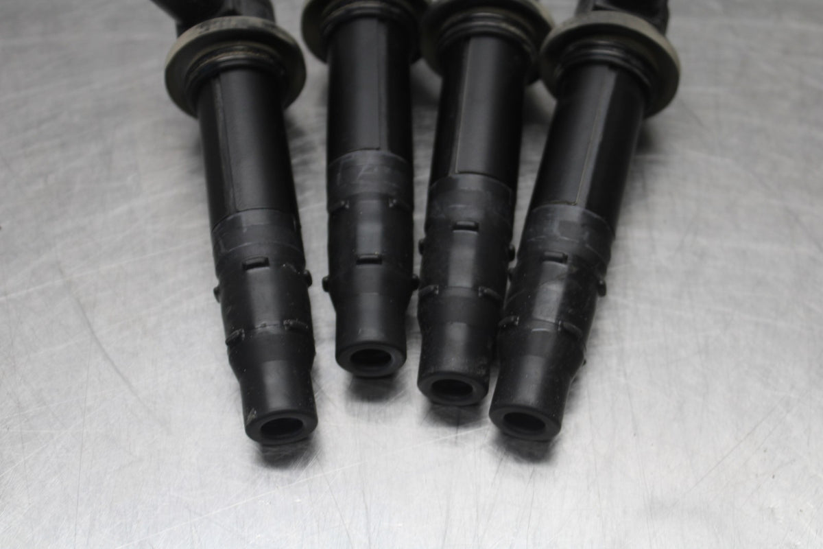 08-16 YAMAHA YZF R6 IGNITION COILS COIL SPARK PLUG CAPS BB929