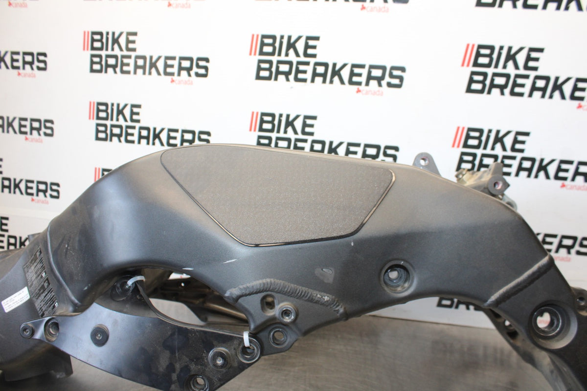 08 KAWASAKI NINJA ZX10R FRAME CHASSIS BB902