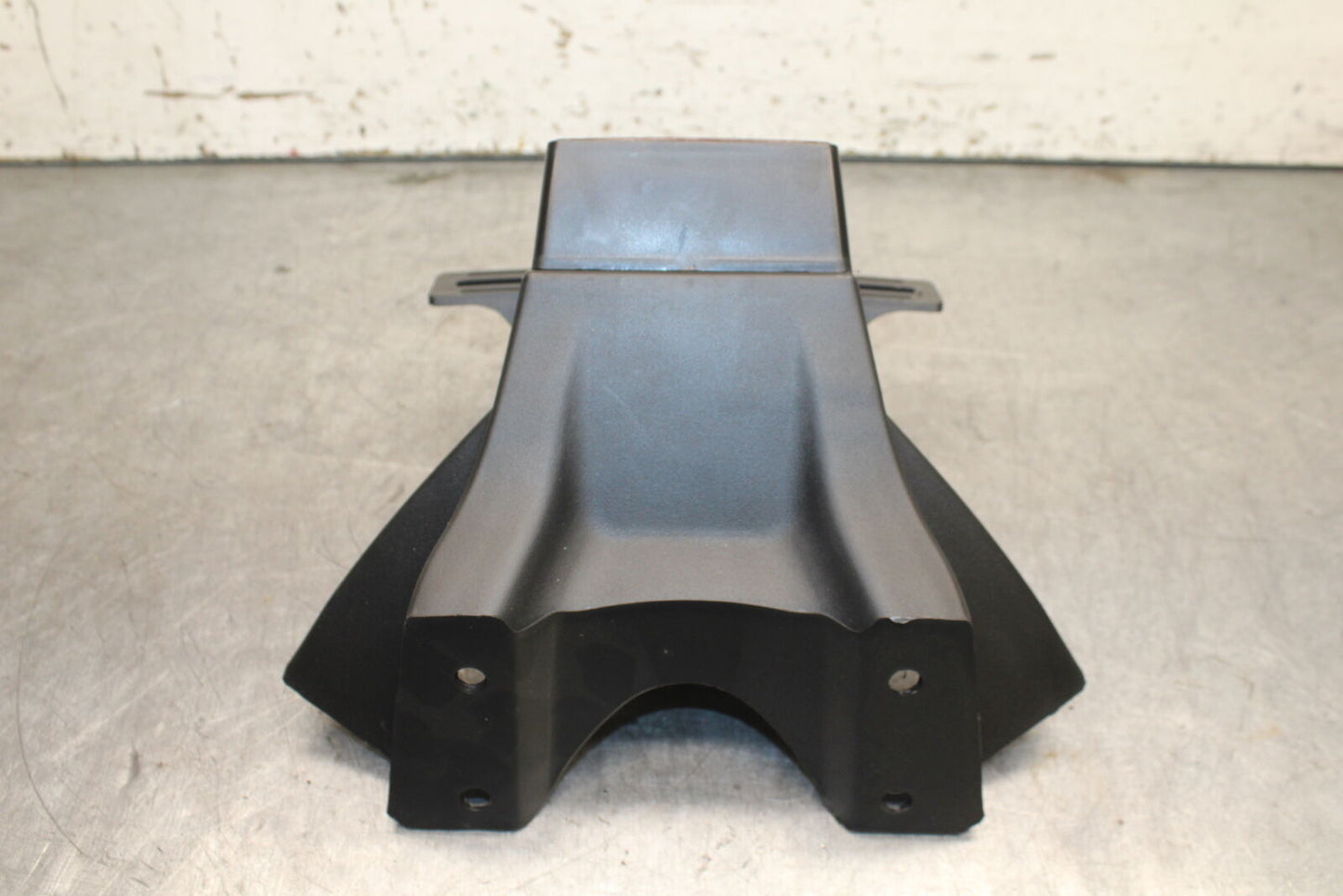 05-08 SUZUKI GSXR1000 REAR BACK FENDER MUD GUARD BB113