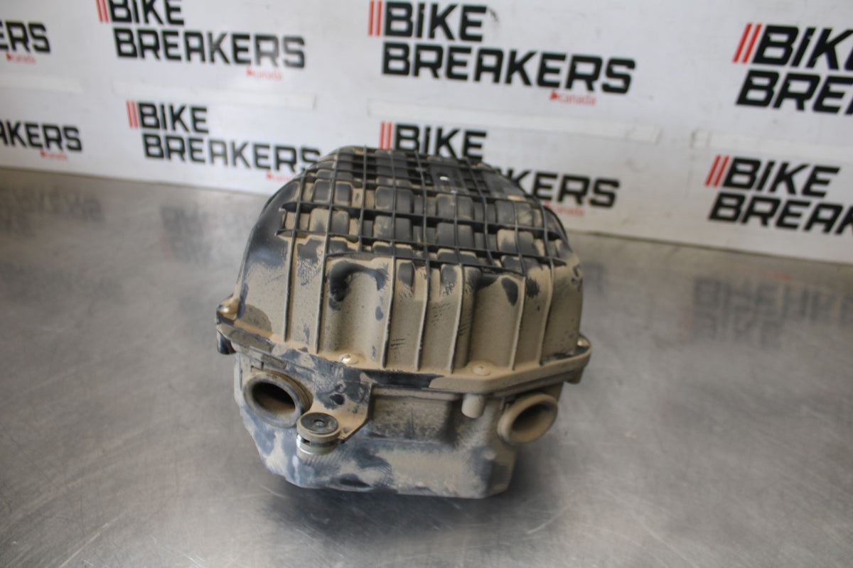 24-25 KAWASAKI NINJA 500 EX500J ABS AIRBOX AIR INTAKE FILTER BOX BB934