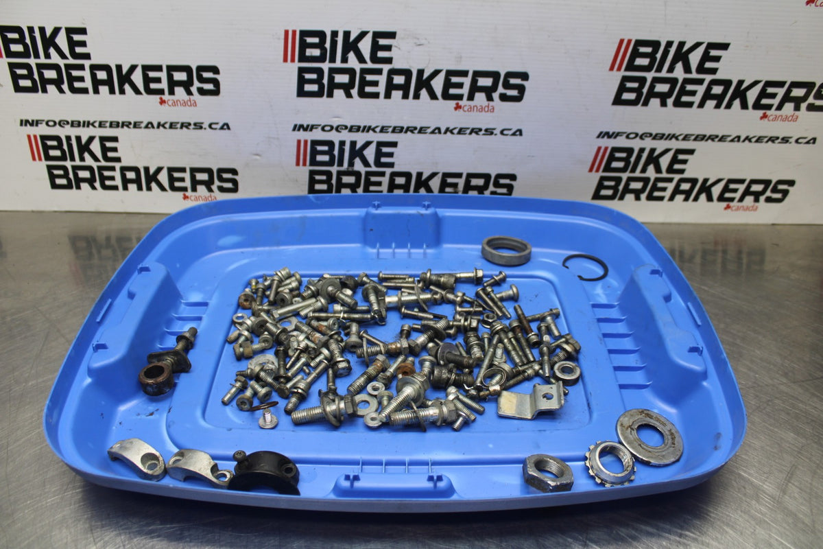 99-00 HARLEY-DAVIDSON ELECTRA GLIDE FLHT  MOUNTING BOLTS HARDWARE SCREWS BB805