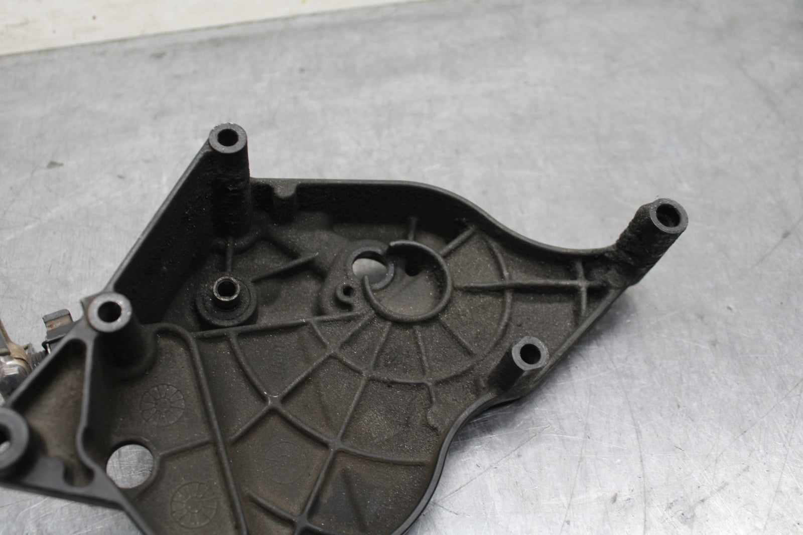 08-10 SUZUKI GSXR 600 ENGINE SPROCKET COVER BB130