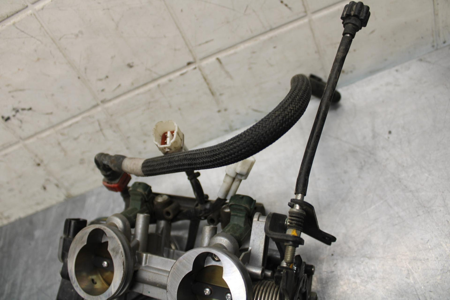 11 KAWASAKI NINJA 650 ER EX 650 MAIN FUEL INJECTORS / THROTTLE BODIES BB503