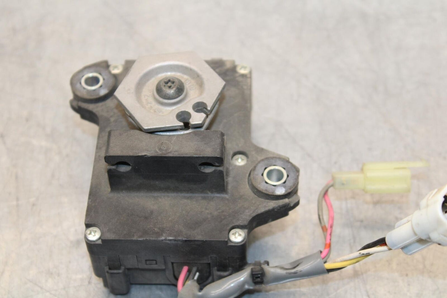 2011 Kawasaki Ninja ZX6R ZX600R EXHAUST VALVE SERVO MOTOR 21174-0005 BB587