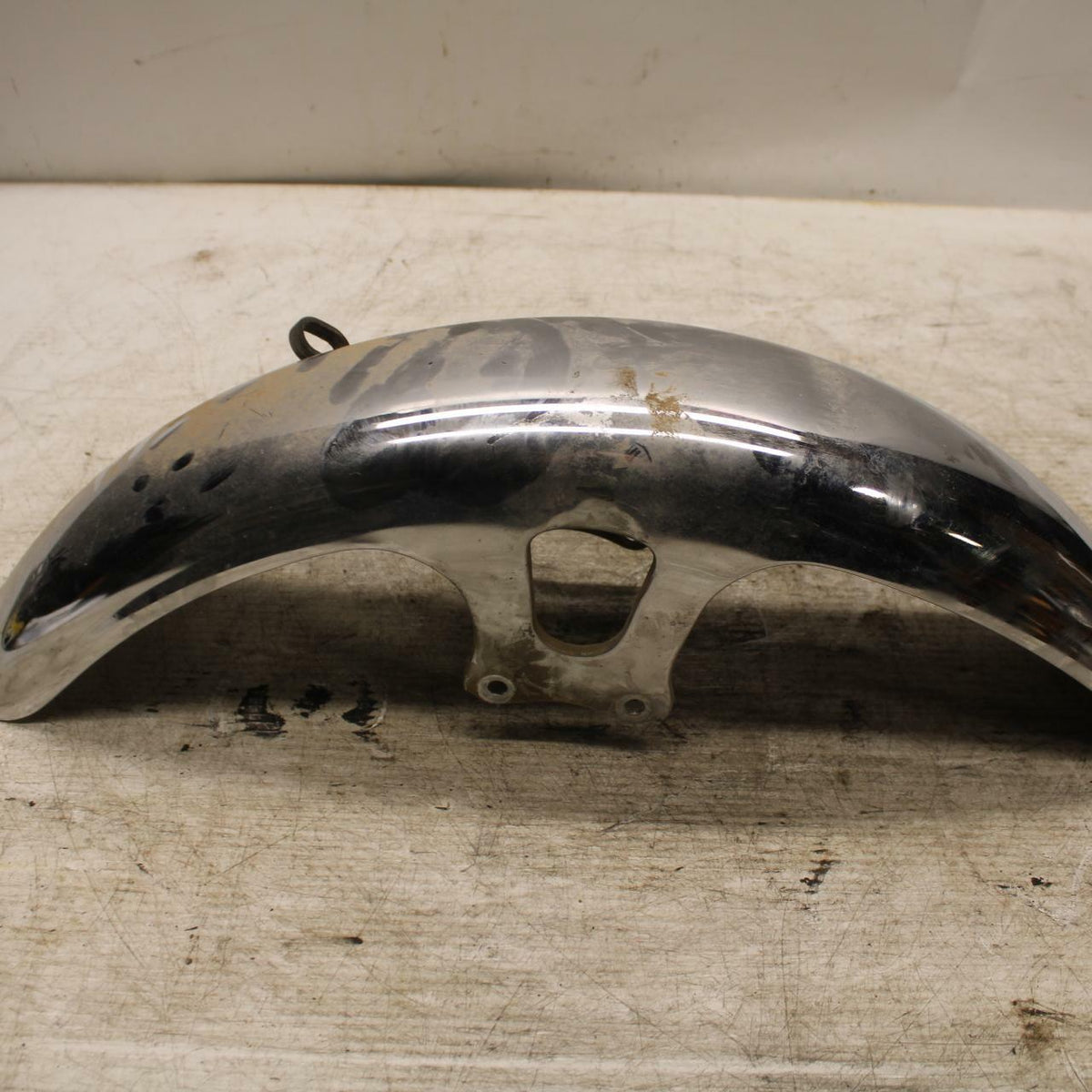 81 YAMAHA XS1100 FRONT WHEEL FENDER BB377