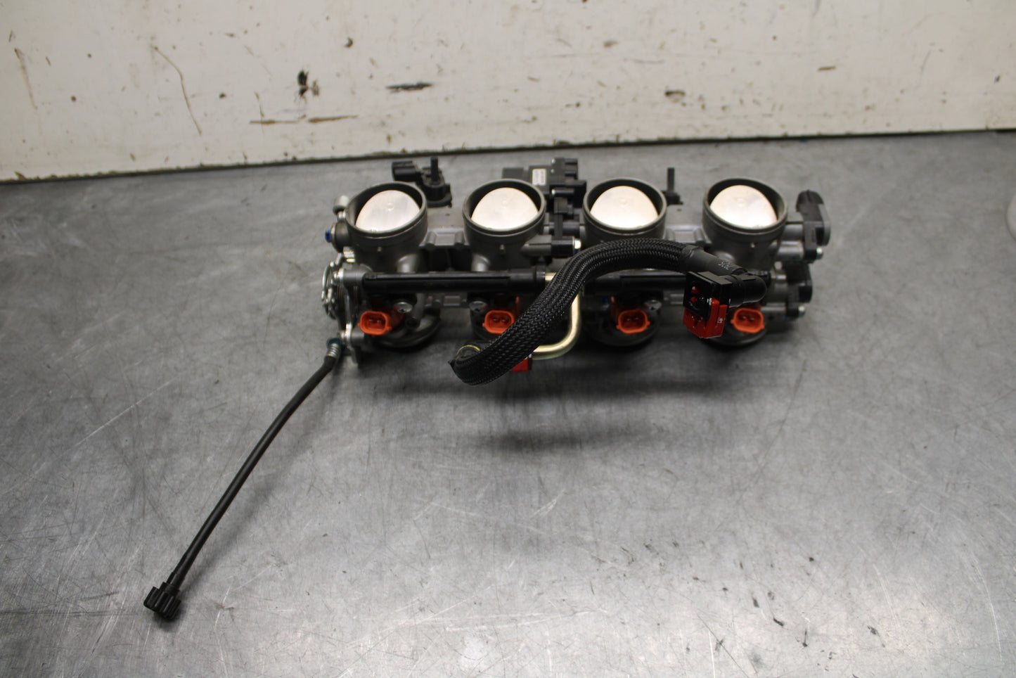 13-18 KAWASAKI NINJA ZX6R MAIN FUEL INJECTORS / THROTTLE BODIES 16163-0772 BB666