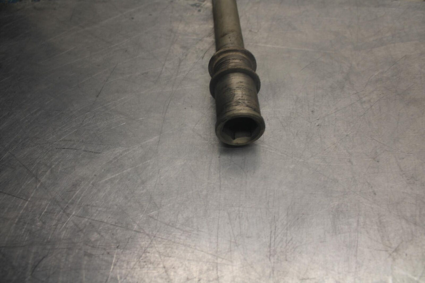 07-08 KAWASAKI NINJA ZX6R FRONT WHEEL RIM AXLE PIVOT BOLT BB456