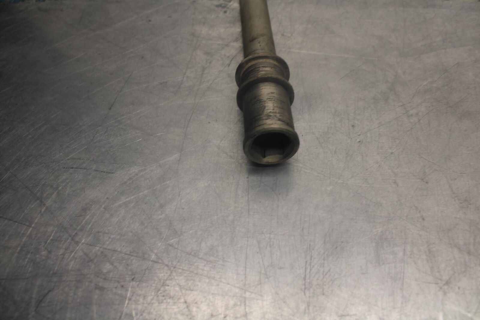 07-08 KAWASAKI NINJA ZX6R FRONT WHEEL RIM AXLE PIVOT BOLT BB456