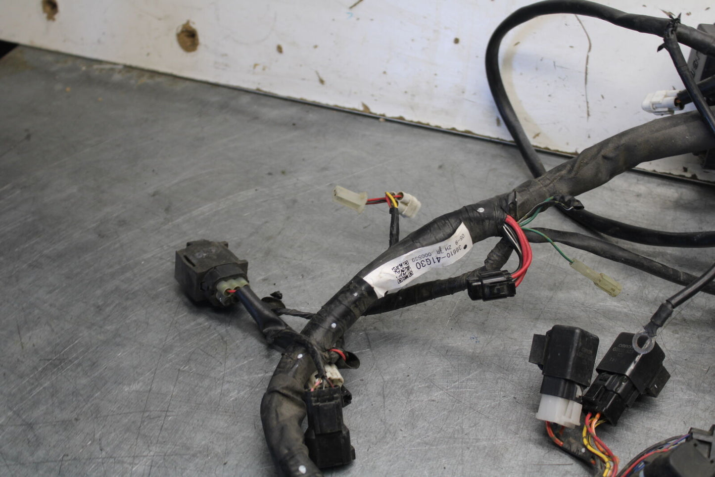 05-06 SUZUKI GSXR1000 MAIN ENGINE WIRING HARNESS WIRE LOOM 36610-41G30 BB677