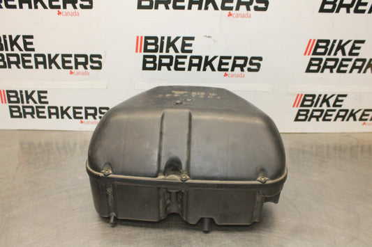 03 YAMAHA YZF R1 AIRBOX AIR INTAKE FILTER BOX BB895