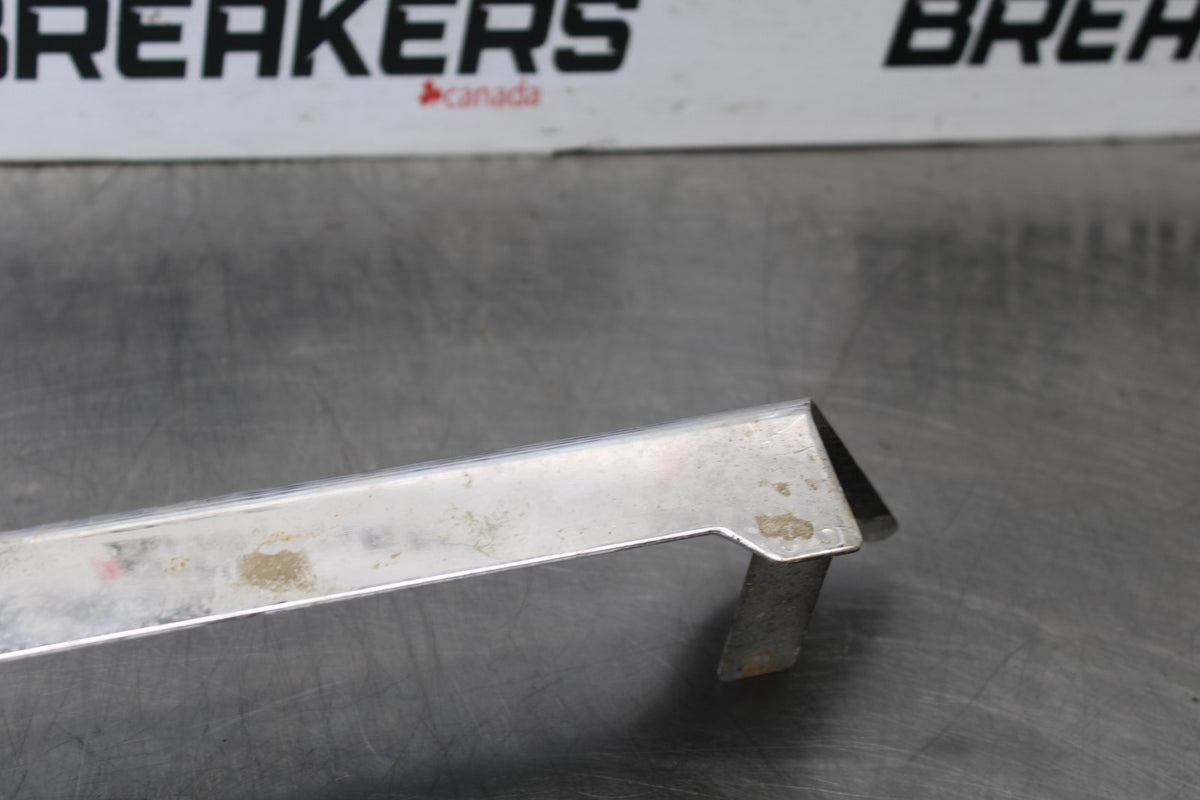 03 HONDA SHADOW SPIRIT 750 VT750DC SWINGARM CHAIN GUARD COVER BB907