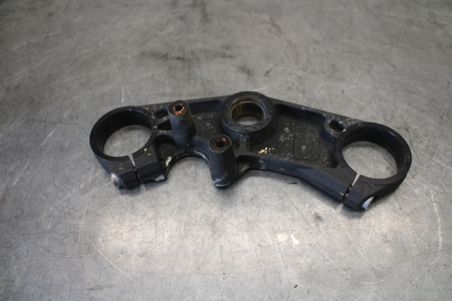 06-07 SUZUKI GSXR 600 FORKS UPPER TRIPLE TREE CLAMP BB694