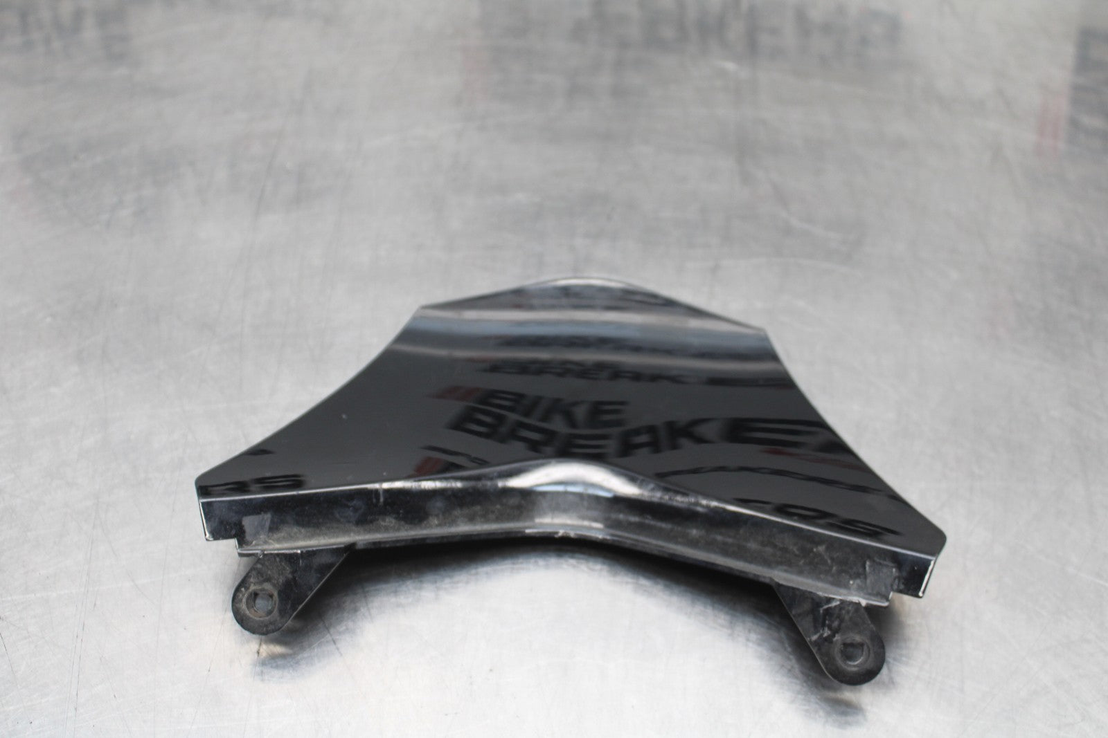 08 KAWASAKI NINJA ZX10R CENTER REAR BACK TAIL FAIRING COWL BB201