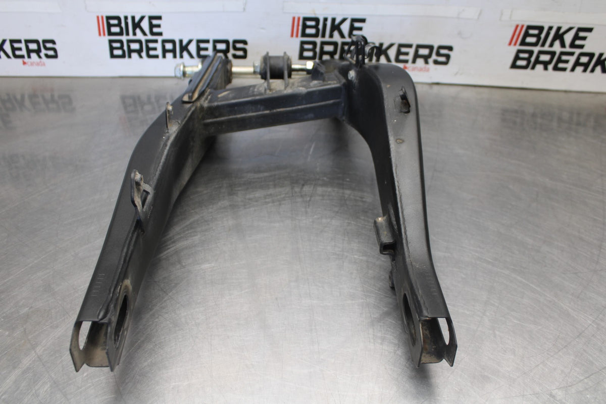 23 KAWASAKI NINJA 650 EX650 REAR SWINGARM BACK SUSPENSION SWING ARM BB920